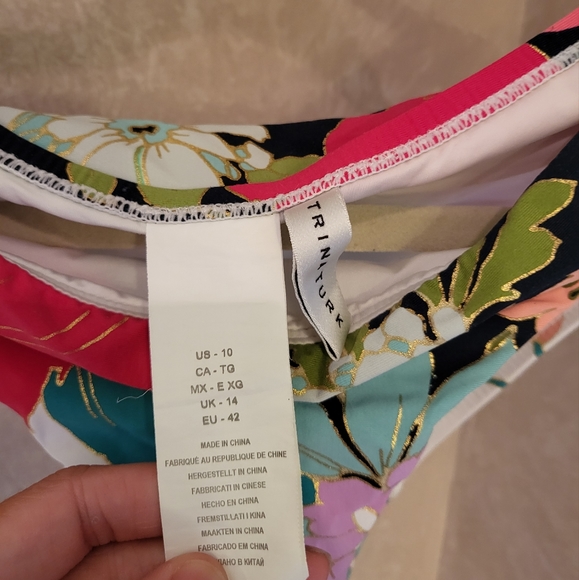 Trina turk ruffle off shoulder bikini top 12 + bottom 10 - Picture 6 of 7